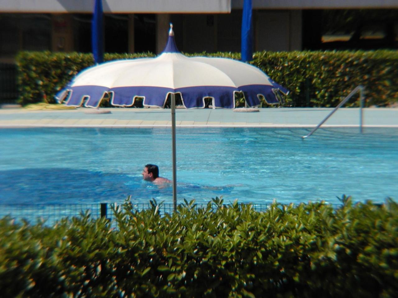 Appartamenti Valbella Con Piscina Bibione Exterior photo